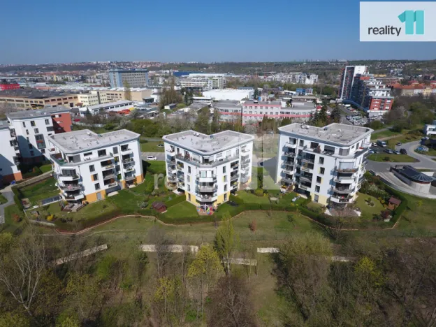 Prodej bytu 4+kk, Praha - Hloubětín, Nademlejnská, 93 m2