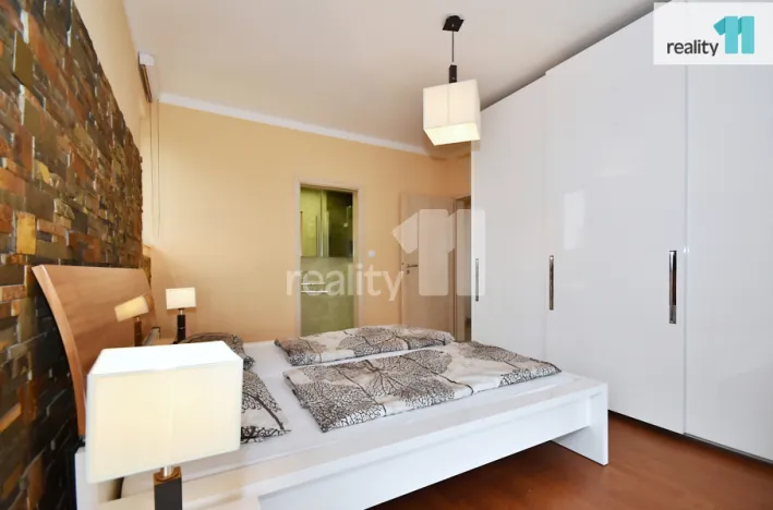 Prodej bytu 4+kk, Praha - Hloubětín, Nademlejnská, 93 m2