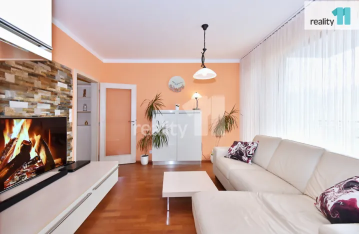 Prodej bytu 4+kk, Praha - Hloubětín, Nademlejnská, 93 m2