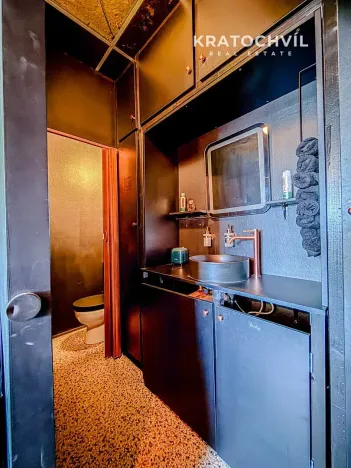 Pronájem obchodního prostoru, Jesenice, Na Ochoze, 48 m2