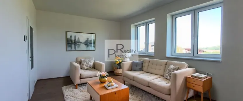 Prodej bytu 2+kk, Hevlín, 66 m2