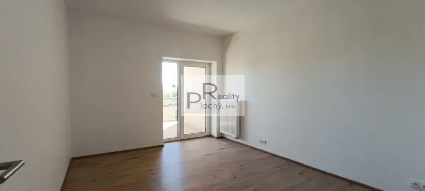 Prodej bytu 2+kk, Hevlín, 66 m2
