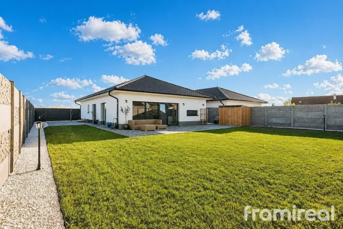 Prodej rodinného domu, Strachotice, 121 m2