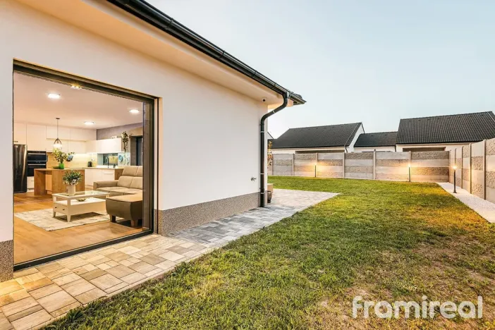 Prodej rodinného domu, Strachotice, 121 m2