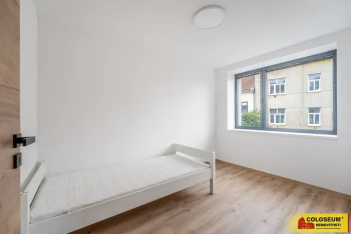 Pronájem bytu 1+kk, Brno - Husovice, 9 m2