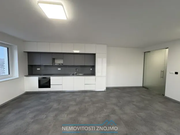 Pronájem bytu 2+kk, Znojmo, Sládkova, 61 m2