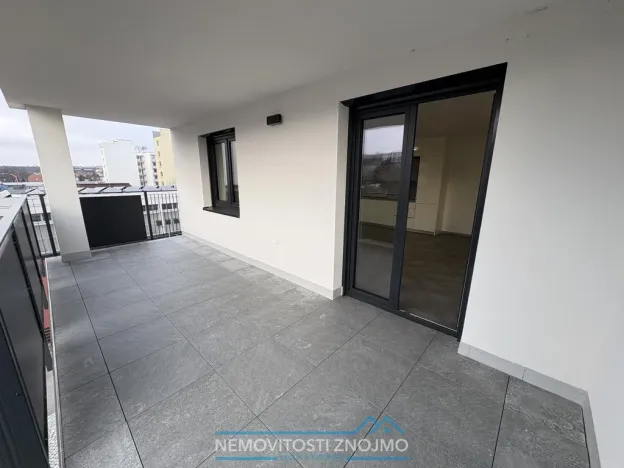 Pronájem bytu 2+kk, Znojmo, Sládkova, 61 m2