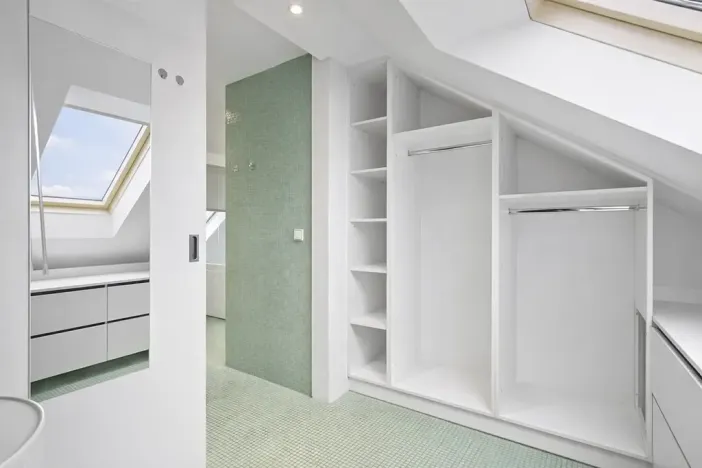 Pronájem bytu 3+1, Praha - Bubeneč, U akademie, 130 m2