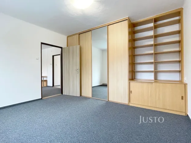 Pronájem bytu 3+1, Praha, Za humny, 66 m2