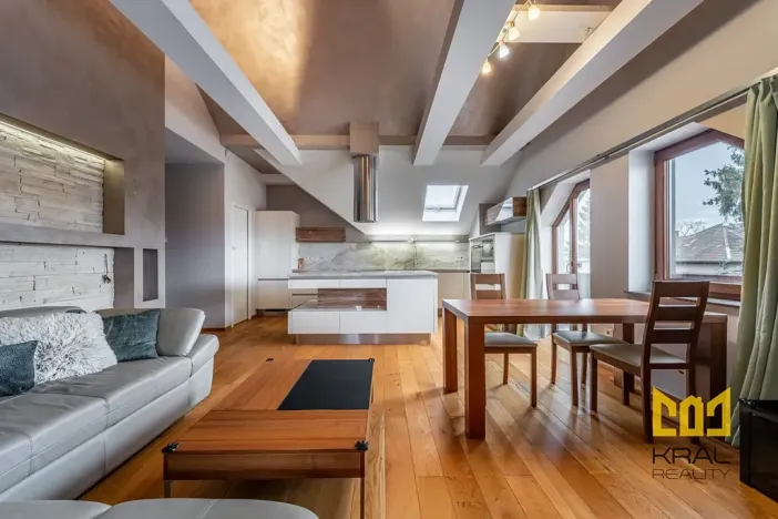 Pronájem bytu 3+kk, Praha - Horní Počernice, Náchodská, 91 m2