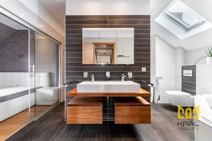 Pronájem bytu 3+kk, Praha - Horní Počernice, Náchodská, 91 m2