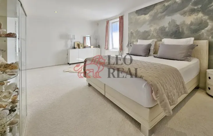 Prodej vily, Říčany - Strašín, Modřínová, 458 m2