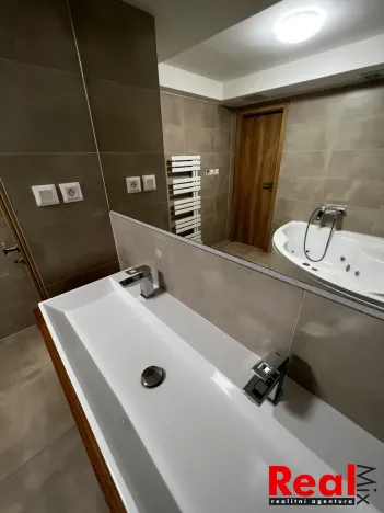 Pronájem bytu 3+kk, Brno, Klíny, 130 m2