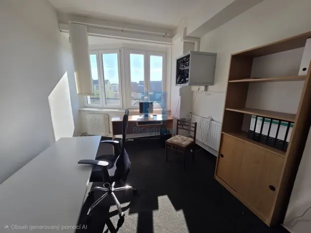 Pronájem kanceláře, Nýřany, Šůlova, 312 m2