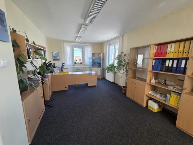 Pronájem kanceláře, Nýřany, Šůlova, 312 m2