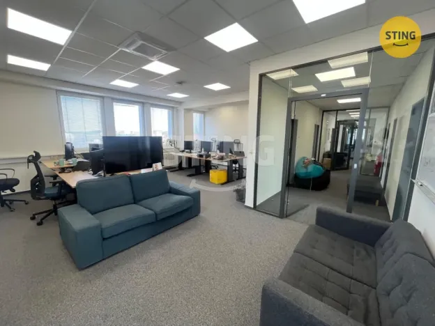 Pronájem kanceláře, Ostrava, Kounicova, 323 m2