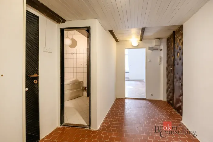 Prodej bytu 3+kk, Praha - Staré Město, U milosrdných, 73 m2