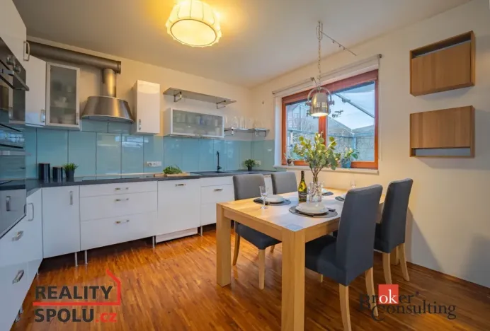 Pronájem rodinného domu, Říčany - Radošovice, Blatouchová, 160 m2