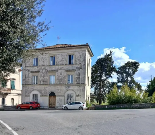 Prodej vícegeneračního domu, Lucca, 350 m2