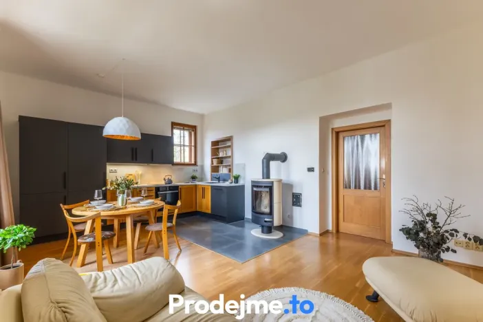 Pronájem bytu 2+kk, Praha - Smíchov, U Pernikářky, 59 m2