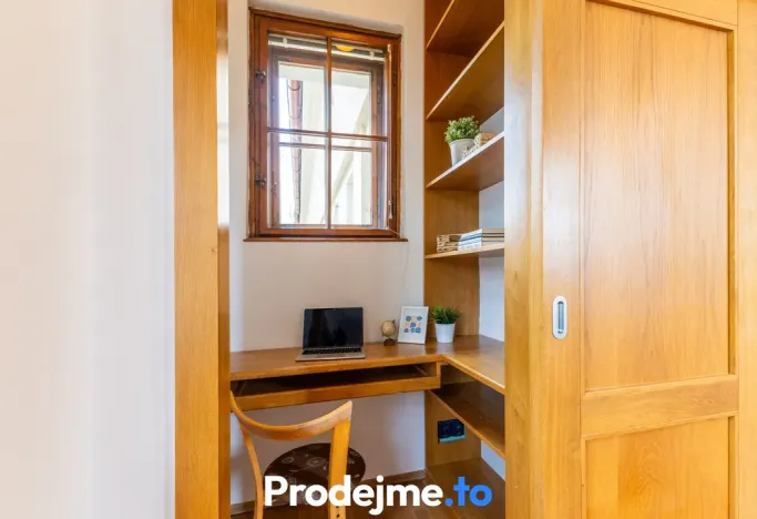 Pronájem bytu 2+kk, Praha - Smíchov, U Pernikářky, 59 m2