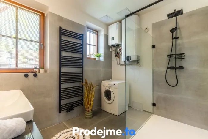 Pronájem bytu 2+kk, Praha - Smíchov, U Pernikářky, 59 m2