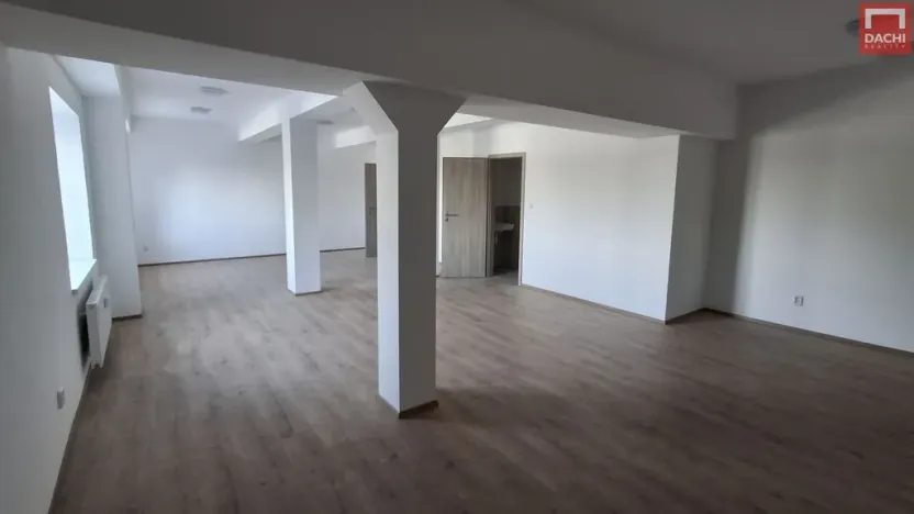 Pronájem kanceláře, Olomouc, Chválkovická, 56 m2