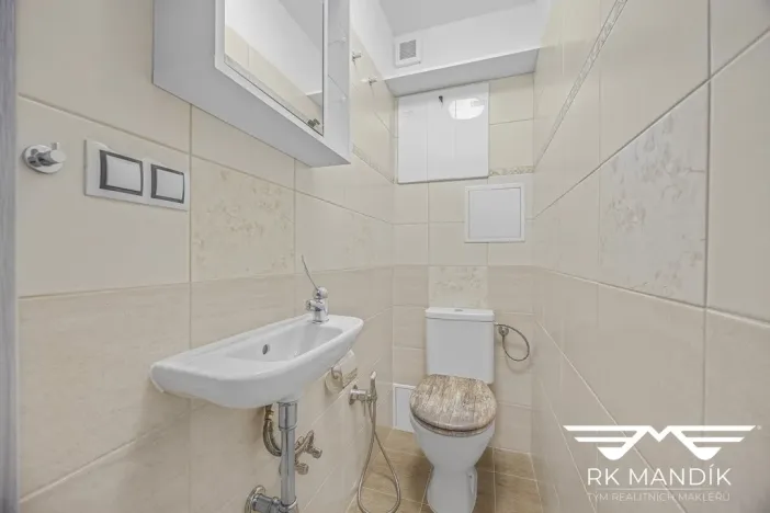 Pronájem bytu 3+kk, Praha - Prosek, Prosecká, 69 m2