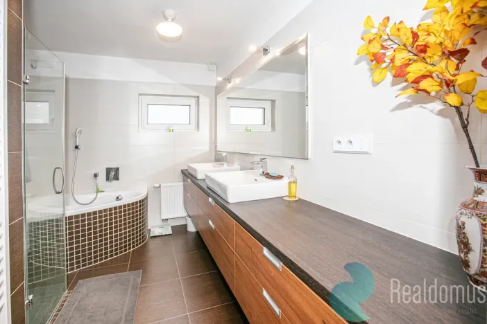 Prodej rodinného domu, Hrdějovice, Ke Kapličce, 217 m2