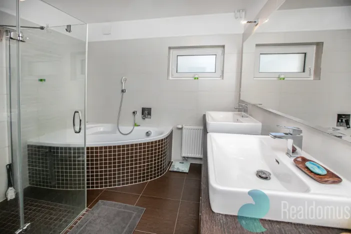 Prodej rodinného domu, Hrdějovice, Ke Kapličce, 217 m2