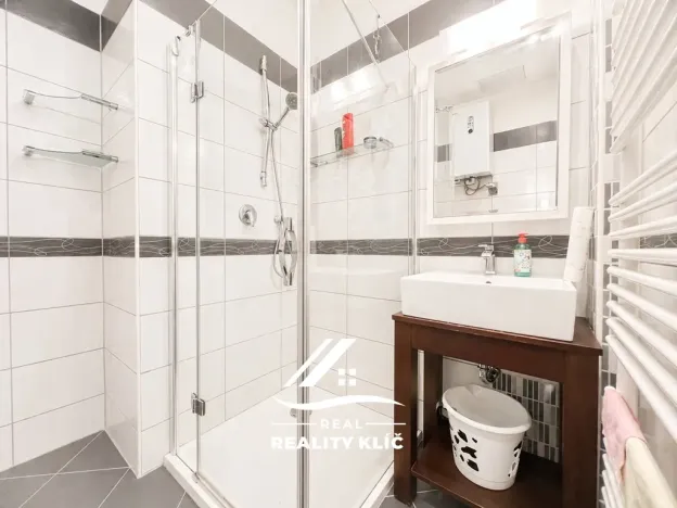 Pronájem bytu 2+kk, Ostrava, Veleslavínova, 50 m2