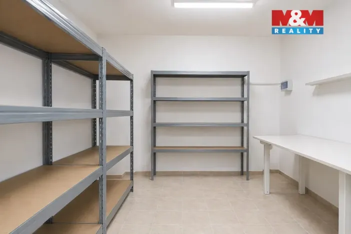 Prodej obchodního prostoru, Zruč nad Sázavou, náměstí MUDr. J. Svobody, 106 m2