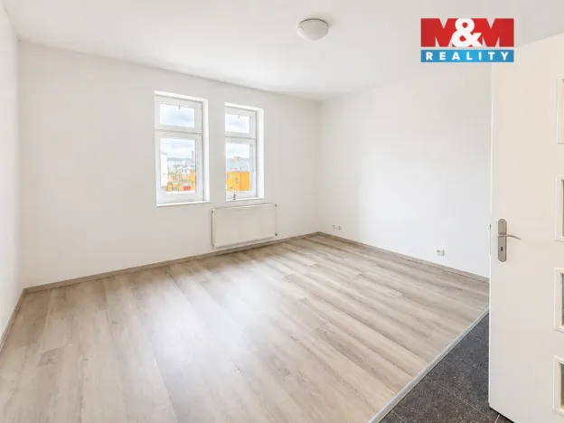 Pronájem bytu 1+kk, Praha - Vysočany, Freyova, 24 m2