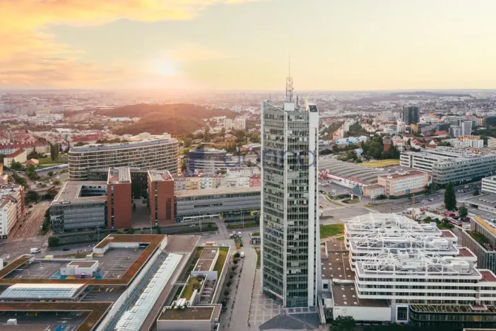 Pronájem kanceláře, Praha, Na strži, 173 m2