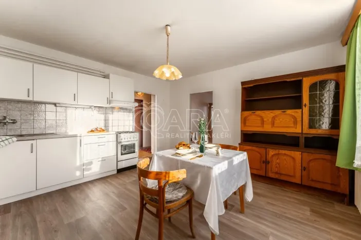 Prodej rodinného domu, Starovice, 300 m2