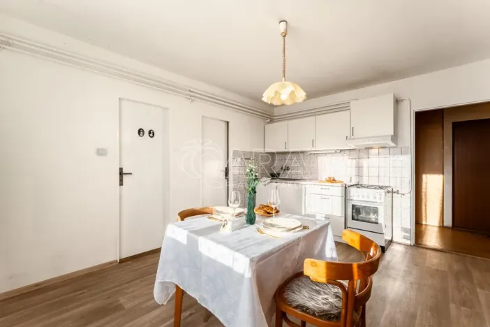 Prodej rodinného domu, Starovice, 300 m2