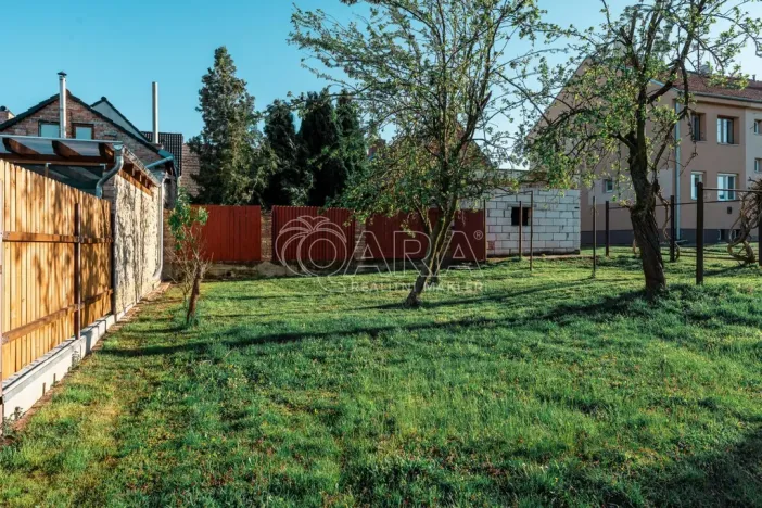 Prodej rodinného domu, Starovice, 300 m2