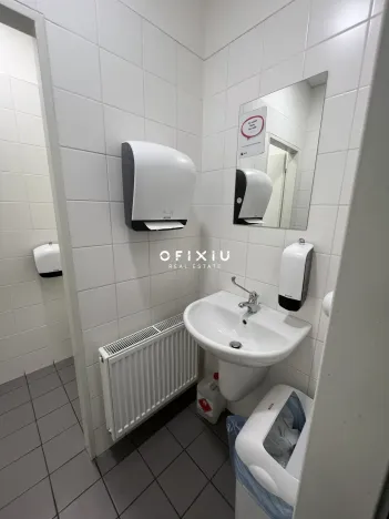 Pronájem obchodního prostoru, Brno, náměstí 28. dubna, 118 m2