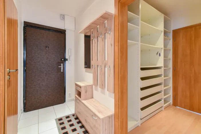 Pronájem bytu 4+1, Praha - Hlubočepy, Lohniského, 88 m2