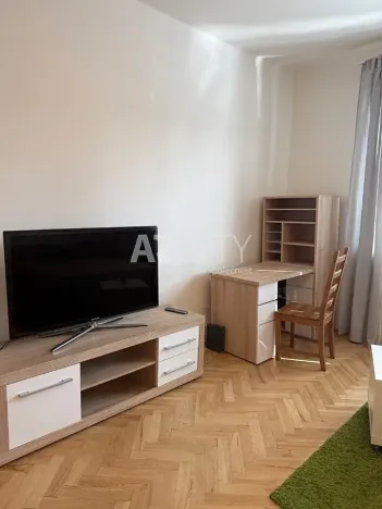 Pronájem bytu 1+kk, Praha - Strašnice, V olšinách, 39 m2