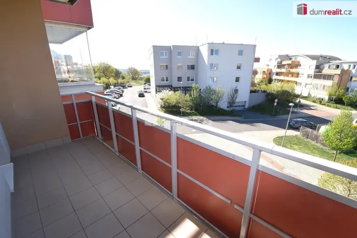 Pronájem bytu 1+kk, Praha - Kyje, Federova, 30 m2