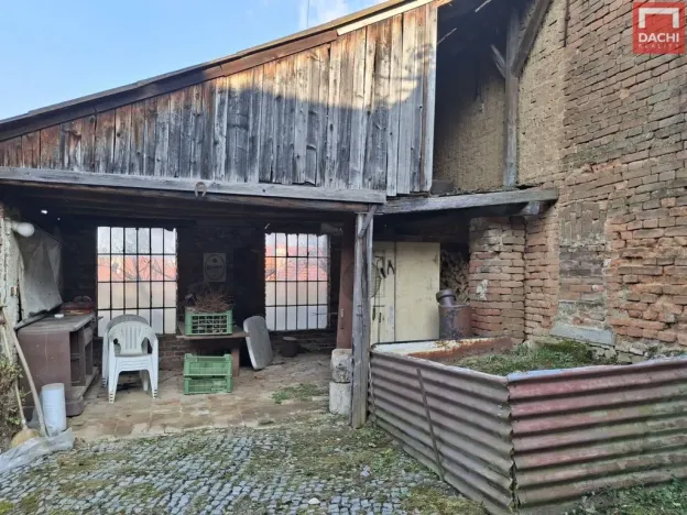 Prodej pozemku pro bydlení, Charváty, 370 m2