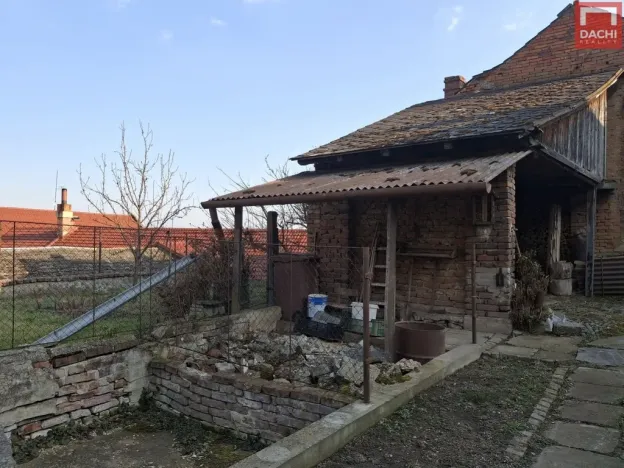 Prodej pozemku pro bydlení, Charváty, 370 m2