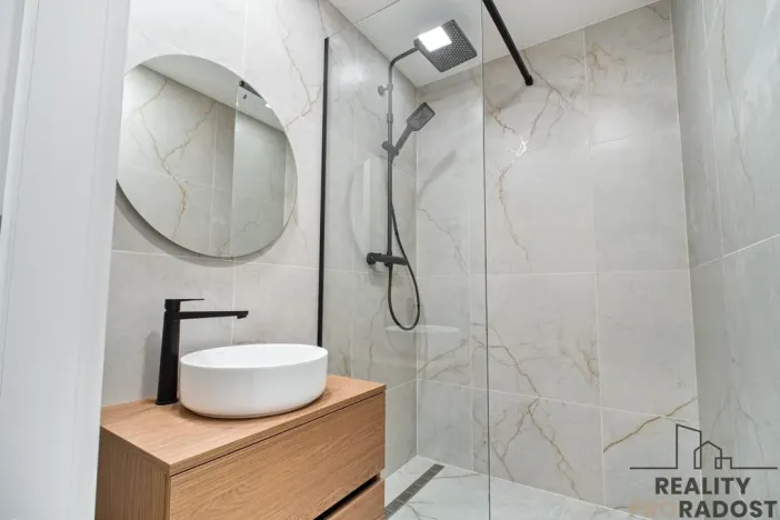 Prodej bytu 2+kk, Ostrava - Poruba, Průběžná, 45 m2