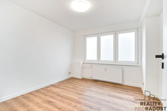 Prodej bytu 2+kk, Ostrava - Poruba, Průběžná, 45 m2
