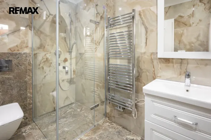 Prodej rodinného domu, Jenišov - Pod Rohem, Horská, 167 m2