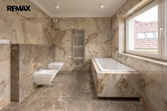 Prodej rodinného domu, Jenišov - Pod Rohem, Horská, 167 m2