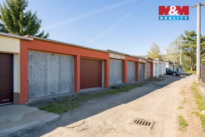 Prodej rodinného domu, Teplice - Sobědruhy, Bohosudovská, 51 m2