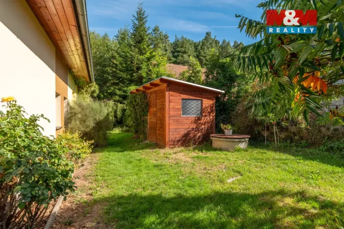 Prodej rodinného domu, Hajany, 285 m2