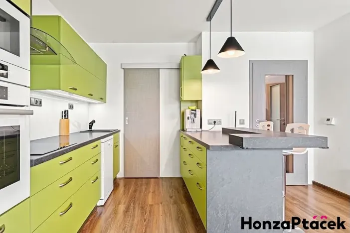 Prodej rodinného domu, Černé Voděrady, Černokostelecká, 159 m2